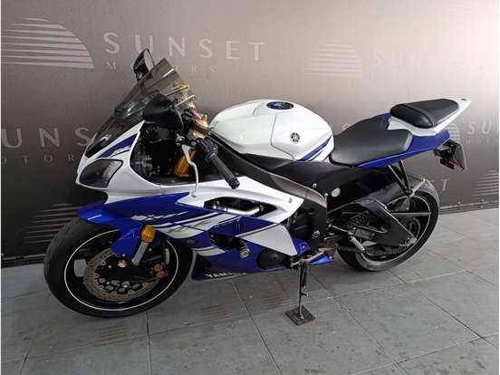 YAMAHA-YZF-R6 YAMAHA-YZF-R6-2014