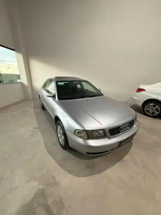 AUDI A4 2.8 AVANT V6 12V GASOLINA 4P AUTOMÁTICO