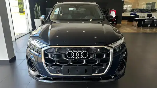 AUDI-Q7-2026