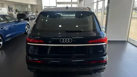 AUDI-Q7-2026