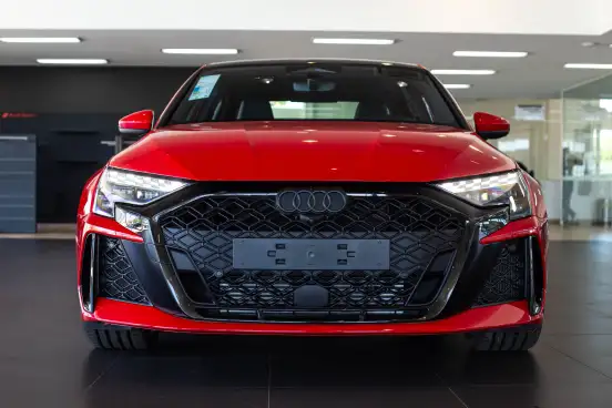 AUDI-RS3-2025