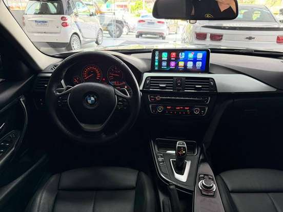 BMW-320i-2015