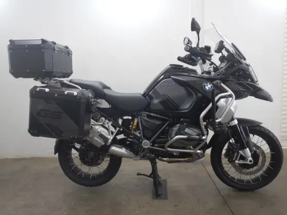 BMW R 1250 GS ADVENTURE TRIPLE BLACK BMW R 1250 GS ADVENTURE TRIPLE BLACK