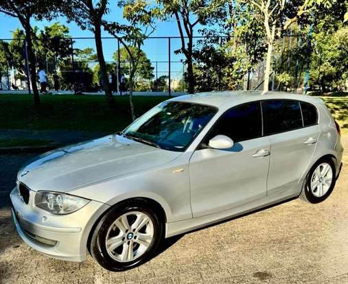 BMW-120i-2009