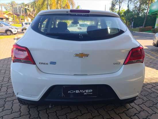 CHEVROLET-ONIX-2018