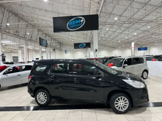 CHEVROLET SPIN 1.8 LT 8V FLEX 4P AUTOMÁTICO CHEVROLET SPIN 1.8 LT 8V FLEX 4P AUTOMÁTICO