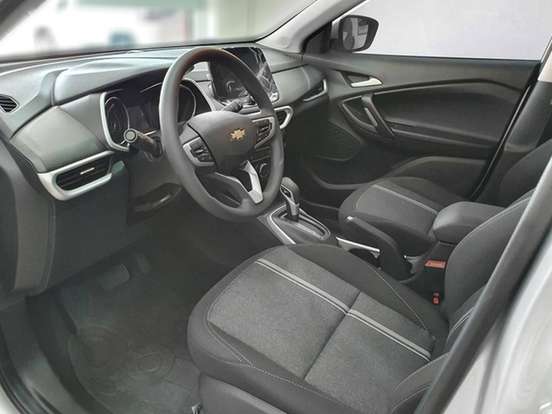 CHEVROLET-TRACKER-2025