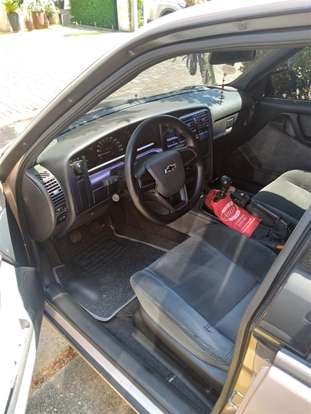 CHEVROLET-OMEGA-1995