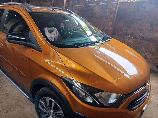 CHEVROLET-ONIX-2016