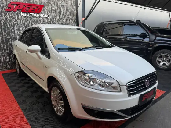 FIAT LINEA 1.8 ESSENCE 16V FLEX 4P MANUAL