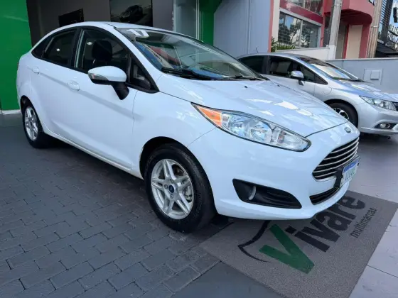 FORD FIESTA 1.6 SEL SEDAN 16V FLEX 4P MANUAL FORD FIESTA 1.6 SEL SEDAN 16V FLEX 4P MANUAL