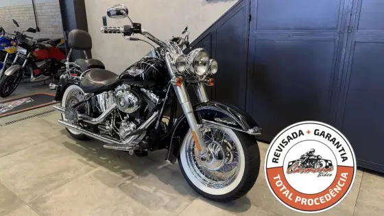 HARLEY-DAVIDSON SOFTAIL DELUXE 