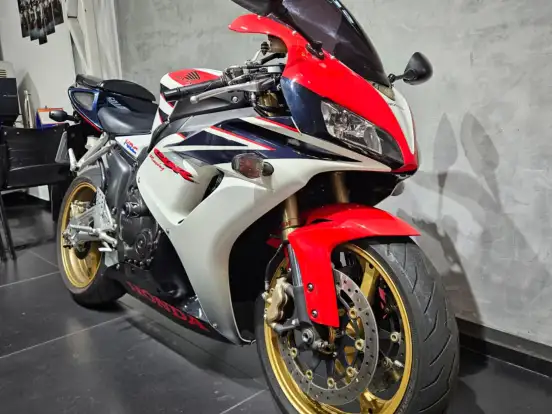 HONDA-CBR 1000RR HONDA-CBR 1000RR-2007