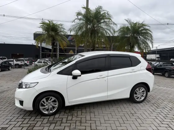 HONDA FIT 1.5 LX 16V FLEX 4P MANUAL