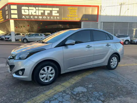 HYUNDAI-HB20S-2014