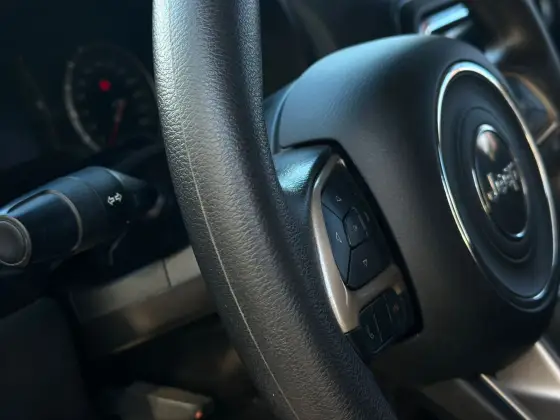 JEEP RENEGADE 1.8 16V FLEX SPORT 4P AUTOMÁTICO