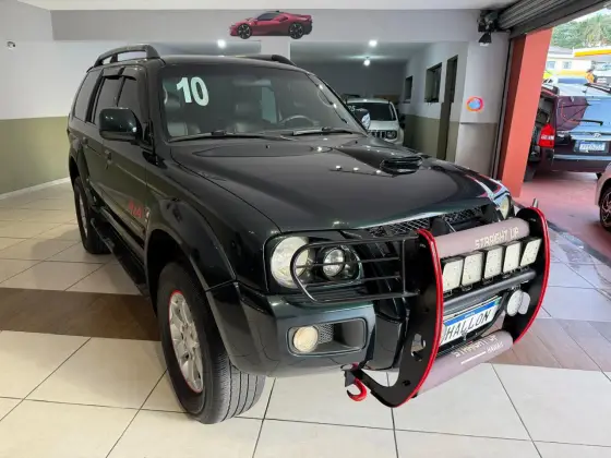 MITSUBISHI PAJERO SPORT 3.5 HPE 4X4 V6 24V FLEX 4P AUTOMÁTICO MITSUBISHI PAJERO SPORT 3.5 HPE 4X4 V6 24V FLEX 4P AUTOMÁTICO