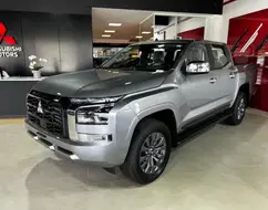 MITSUBISHI TRITON 2.4 BITURBO DIESEL CD HPE 4X4 AUTOMÁTICO MITSUBISHI TRITON 2.4 BITURBO DIESEL CD HPE 4X4 AUTOMÁTICO