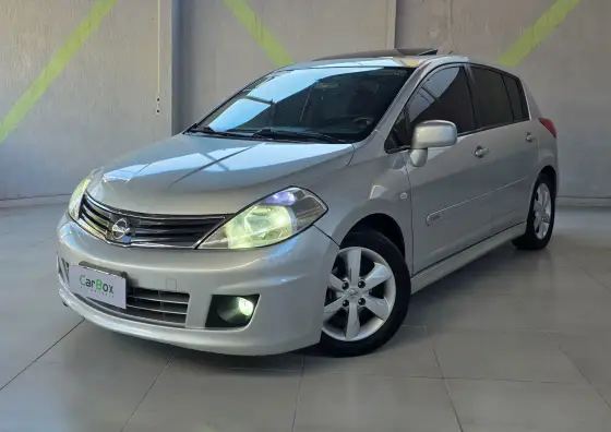 NISSAN TIIDA 1.8 SL 16V FLEX 4P MANUAL
