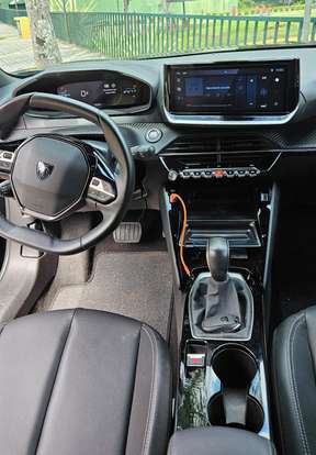PEUGEOT-2008-2025