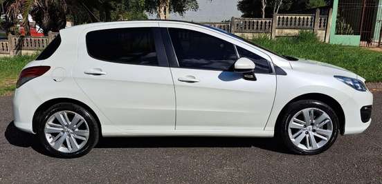 PEUGEOT-308-2015