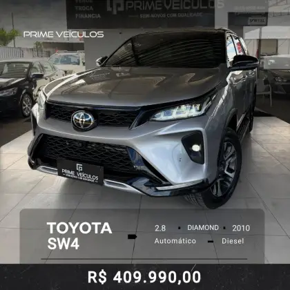 TOYOTA HILUX SW4 2.8 D-4D TURBO DIESEL DIAMOND 7L 4X4 AUTOMÁTICO TOYOTA HILUX SW4 2.8 D-4D TURBO DIESEL DIAMOND 7L 4X4 AUTOMÁTICO