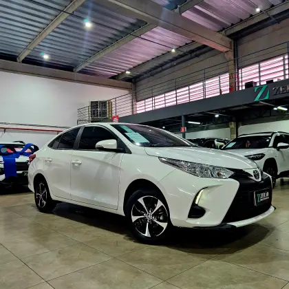 TOYOTA YARIS 1.5 16V FLEX SEDAN XL MULTIDRIVE TOYOTA YARIS 1.5 16V FLEX SEDAN XL MULTIDRIVE