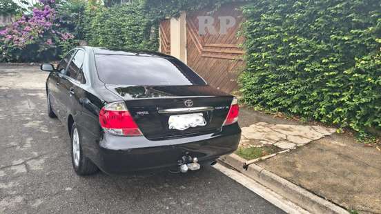 TOYOTA-CAMRY-2005