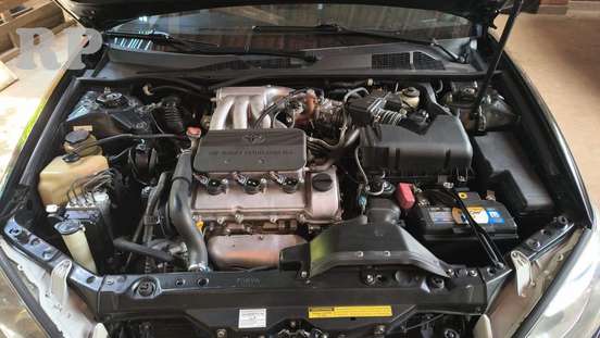 TOYOTA-CAMRY-2005
