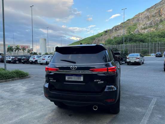TOYOTA-HILUX SW4-2019
