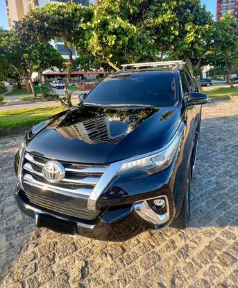 TOYOTA-HILUX SW4-2.8 SRX 4X4 16V TURBO INTERCOOLER DIESEL 4P AUTOMÁTICO TOYOTA-HILUX SW4-2018