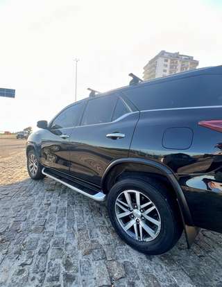 TOYOTA-HILUX SW4-2.8 SRX 4X4 16V TURBO INTERCOOLER DIESEL 4P AUTOMÁTICO TOYOTA-HILUX SW4-2018