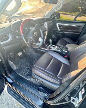 TOYOTA-HILUX SW4-2.8 SRX 4X4 16V TURBO INTERCOOLER DIESEL 4P AUTOMÁTICO TOYOTA-HILUX SW4-2018