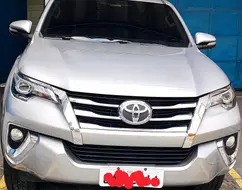 TOYOTA HILUX SW4 4.0 SRX 4X4 7 LUGARES V6 24V GASOLINA 4P AUTOMÁTICO TOYOTA HILUX SW4 4.0 SRX 4X4 7 LUGARES V6 24V GASOLINA 4P AUTOMÁTICO