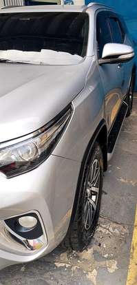 TOYOTA-HILUX SW4-4.0 SRX 4X4 7 LUGARES V6 24V GASOLINA 4P AUTOMÁTICO TOYOTA-HILUX SW4-2016