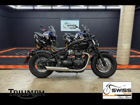 TRIUMPH BONNEVILLE BOBBER 1200 