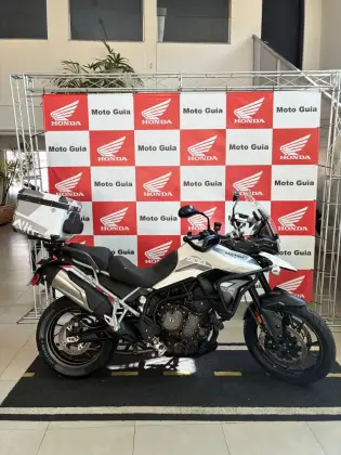 TRIUMPH TIGER 900 GT 