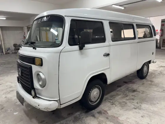 VOLKSWAGEN KOMBI 1.4 MI STD 8V FLEX 4P MANUAL