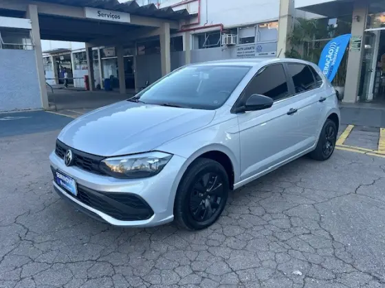 VOLKSWAGEN POLO 1.0 MPI TRACK MANUAL VOLKSWAGEN POLO 1.0 MPI TRACK MANUAL