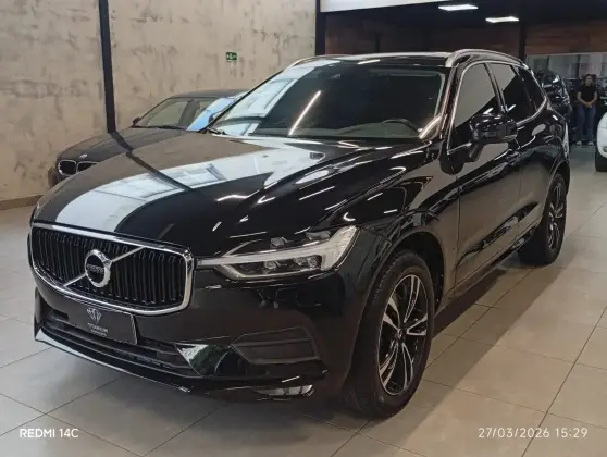 VOLVO XC60 2.0 D5 DIESEL MOMENTUM AWD GEARTRONIC