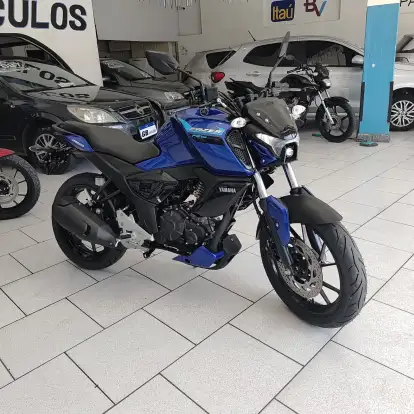 YAMAHA-FZ15 FAZER CONNECTED ABS-2025