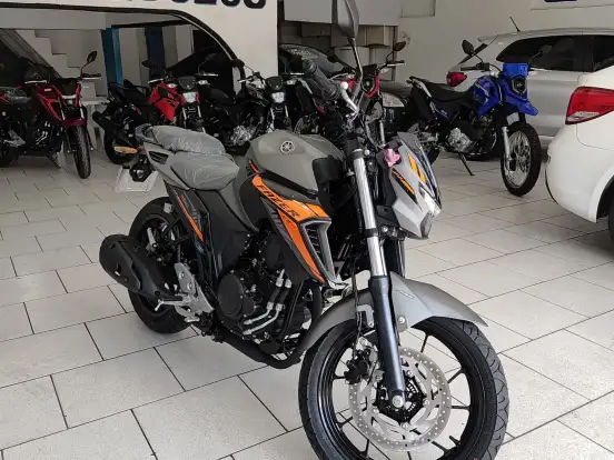 YAMAHA-FZ25 FAZER CONNECTED ABS YAMAHA-FZ25 FAZER CONNECTED ABS-2025