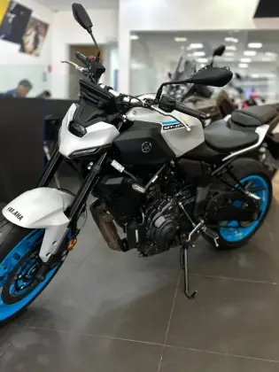 YAMAHA MT-07 CONNECTED ABS YAMAHA MT-07 CONNECTED ABS