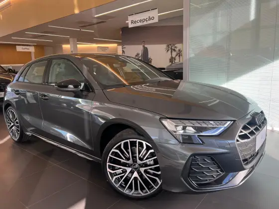 AUDI A3 2.0 40 TFSI GASOLINA SPORTBACK PERFORMANCE BLACK S-TRONIC