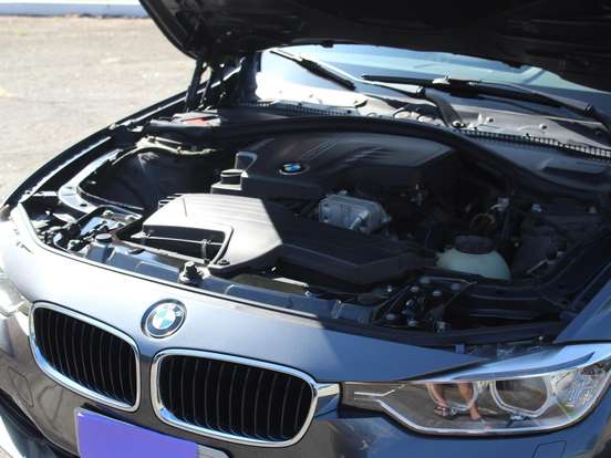 BMW-320i-2.0 16V TURBO GASOLINA 4P AUTOMÁTICO BMW-320i-2013