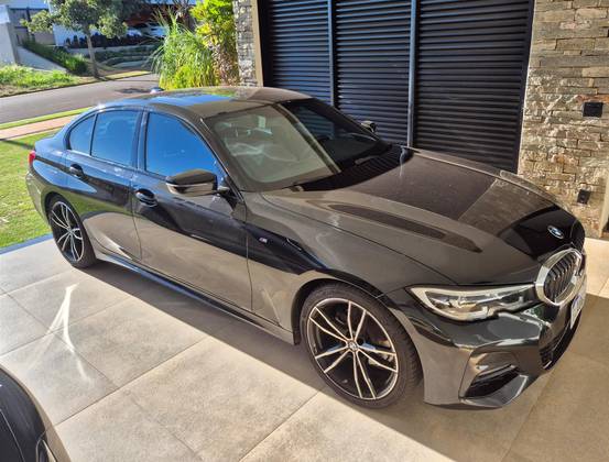 BMW 320i 2.0 16V TURBO GASOLINA M SPORT AUTOMÁTICO
