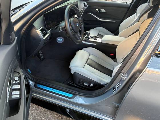 /en/city/cate-car-used-car/bmw-m3-2024-3-0-i6-twin-turbo-gasoline-competition-m-steptronic-41526604337316864/-8