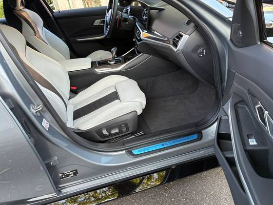/en/city/cate-car-used-car/bmw-m3-2024-3-0-i6-twin-turbo-gasoline-competition-m-steptronic-41526604337316864/-11