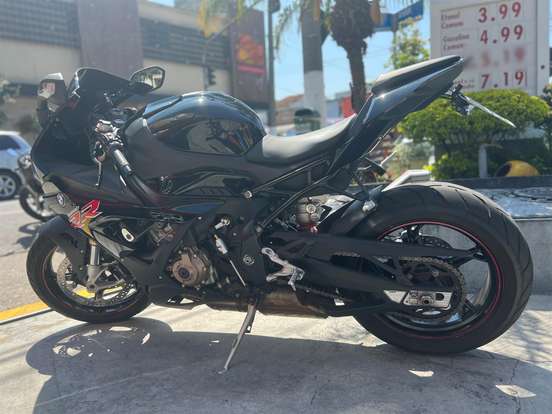 BMW-S 1000 RR-2022
