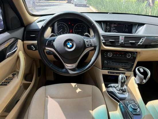 BMW-X1-2.0 16V TURBO GASOLINA SDRIVE20I 4P AUTOMÁTICO BMW-X1-2013